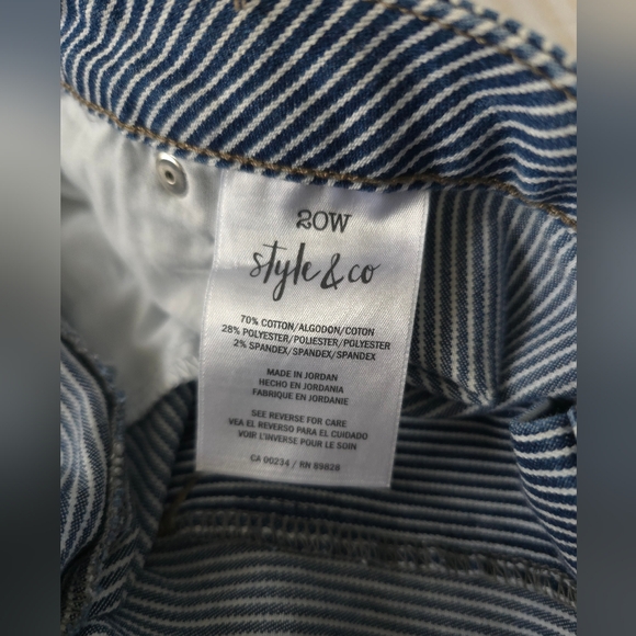Style & Co Pinstripe Capri Jeans Size:20W - Picture 7 of 8